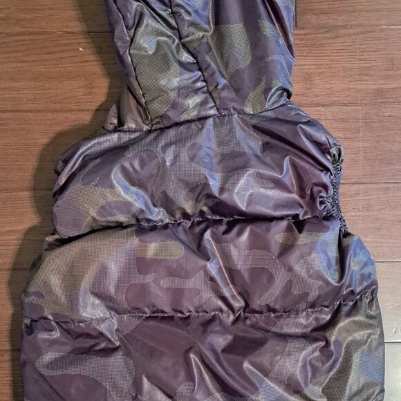 Moncler puffer jacket / body warmer size 8 years Fits 10/12 Years. Camouflage. - Picture 5 of 6